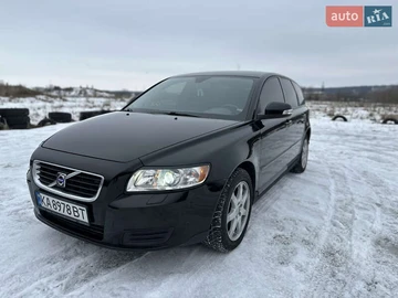 Авто Volvo V50 2010 № 8560283