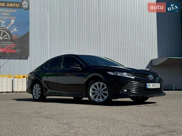 Авто Toyota Camry 2019 № 8560358