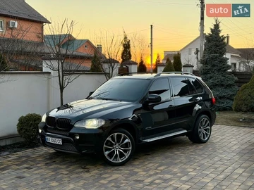 Авто BMW X5 2010 № 8560406