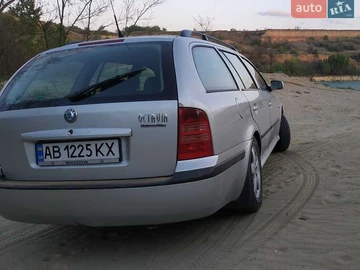 Авто Skoda Octavia 2003 № 8560528