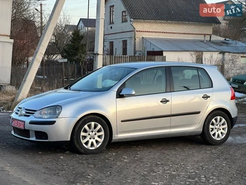 Авто Volkswagen Golf 2004 № 8560538
