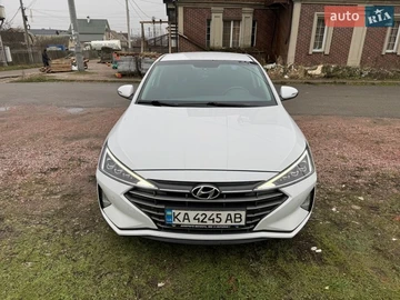 Авто Hyundai Elantra 2019 № 8560747