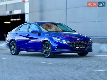 Авто Hyundai Elantra 2023 № 8560757
