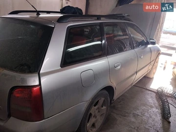 Авто Audi A4 2000 № 8560832