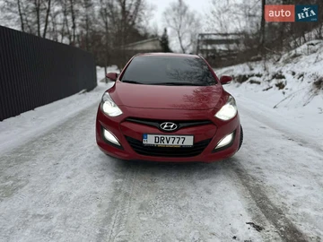 Авто Hyundai I30 2012 № 8561048