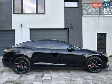 Авто Tesla Model S 2019 № 8561241