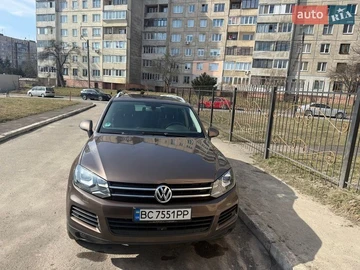 Авто Volkswagen Touareg 2012 № 8561593