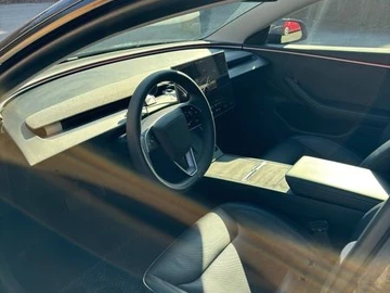 Авто Tesla Model 3 2024 № 8561816