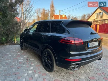 Авто Porsche Cayenne 2017 № 8561819