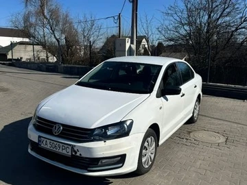 Авто Volkswagen Polo 2017 № 8561866