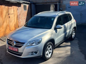 Авто Volkswagen Tiguan 2009 № 8562114
