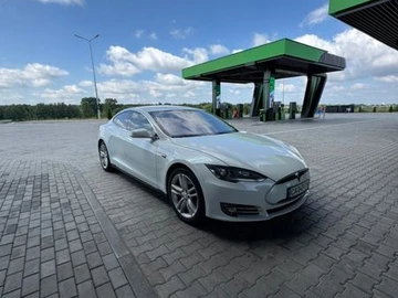 Авто Tesla Model S 2015 № 8562132