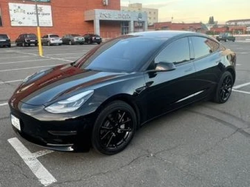 Авто Tesla Model 3 2018 № 8562140