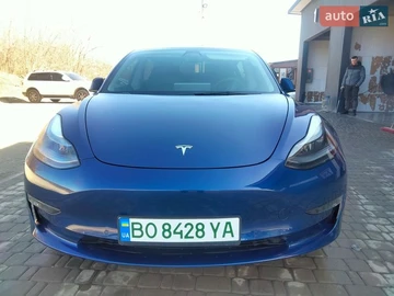 Авто Tesla Model 3 2021 № 8562346