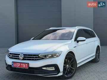 Авто Volkswagen Passat 2020 № 8562364