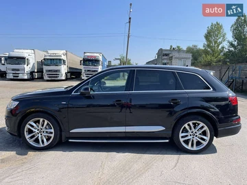 Авто Audi Q7 2019 № 8562432