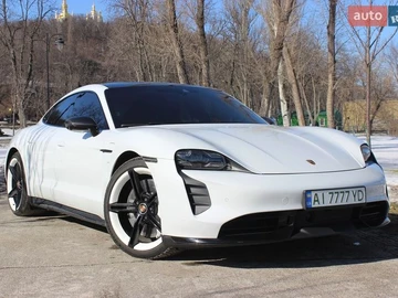Авто Porsche Taycan 2020 № 8562436