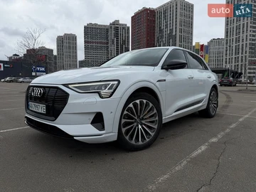 Авто Audi E-Tron 2022 № 8562444