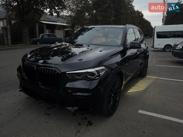 Авто BMW X5 2019 № 8562445