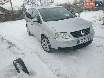Авто Volkswagen Touran 2003 № 8562666