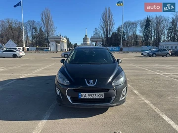 Авто Peugeot 308 2012 № 8562697