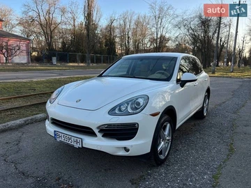 Авто Porsche Cayenne 2011 № 8562988