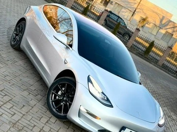 Авто Tesla Model 3 2018 № 8563256