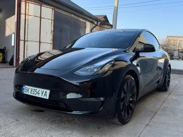 Авто Tesla Model Y 2022 № 8563323
