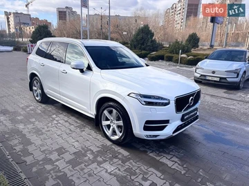 Авто Volvo Xc90 2019 № 8563484