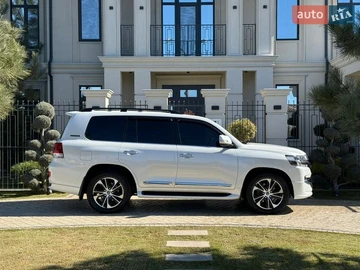 Авто Toyota Land Cruiser 2019 № 8563505