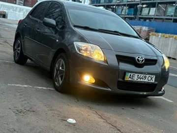 Авто Toyota Auris 2008 № 8563795