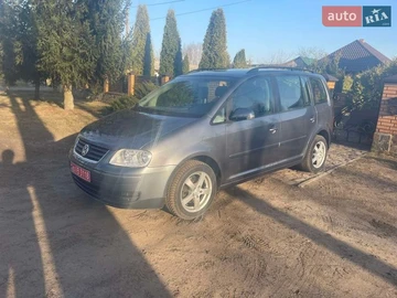 Авто Volkswagen Touran 2006 № 8564512