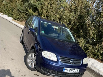 Авто Volkswagen Touran 2005 № 8564513