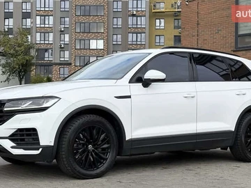 Авто Volkswagen Touareg 2018 № 8564538