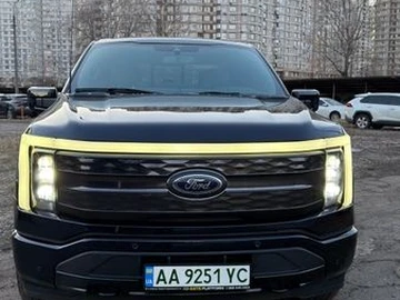 Авто Ford F-150 2022 № 8564612