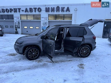 Авто Volkswagen Tiguan 2014 № 8564640