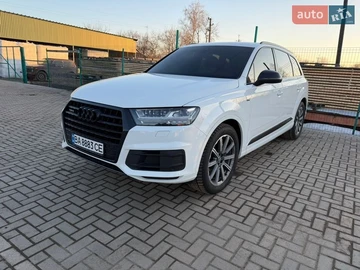 Авто Audi Q7 2018 № 8564782