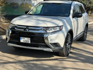 Авто Mitsubishi Outlander 2017 № 8565003
