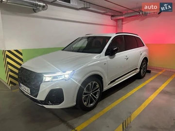 Авто Audi Q7 2025 № 8565587