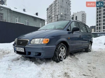Авто Hyundai Trajet 2000 № 8565600