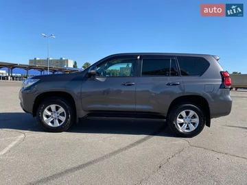 Авто Toyota Land Cruiser Prado 2018 № 8566216