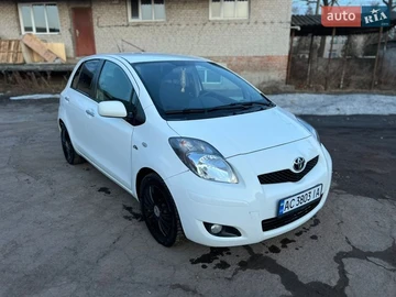 Авто Toyota Yaris 2010 № 8566270