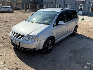 Авто Volkswagen Touran 2004 № 8566276