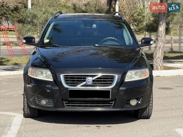 Авто Volvo V50 2008 № 8566299