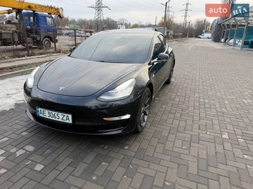 Авто Tesla Model 3 2019 № 8566545