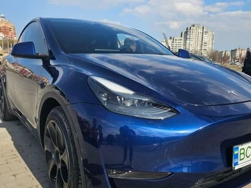 Авто Tesla Model Y 2023 № 8566846