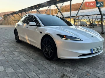 Авто Tesla Model 3 2024 № 8566860