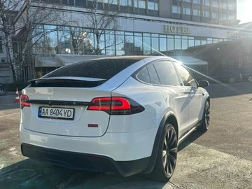 Авто Tesla Model X 2023 № 8566903
