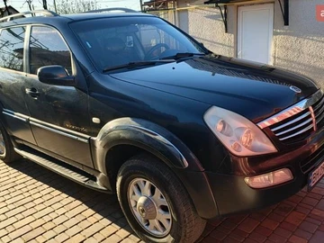Авто SsangYong Rexton 2004 № 8567201