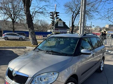Авто Skoda Fabia 2009 № 8567223